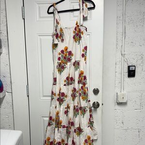 Victoria Dunn White Maxi Dress with Floral Print NWOT - Medium - White Maxi